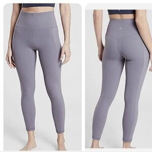Athleta Salutation Stash Pocket II 7/8 Tight Ice Blue